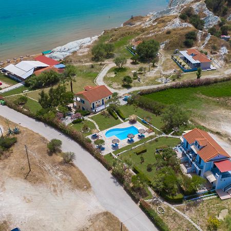 XI Village Xi Beach Extérieur photo